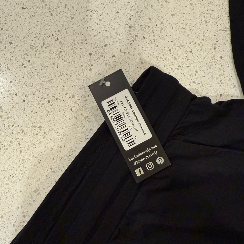 Kindred Bravely Black Lounge Pants - Picture 2 of 2